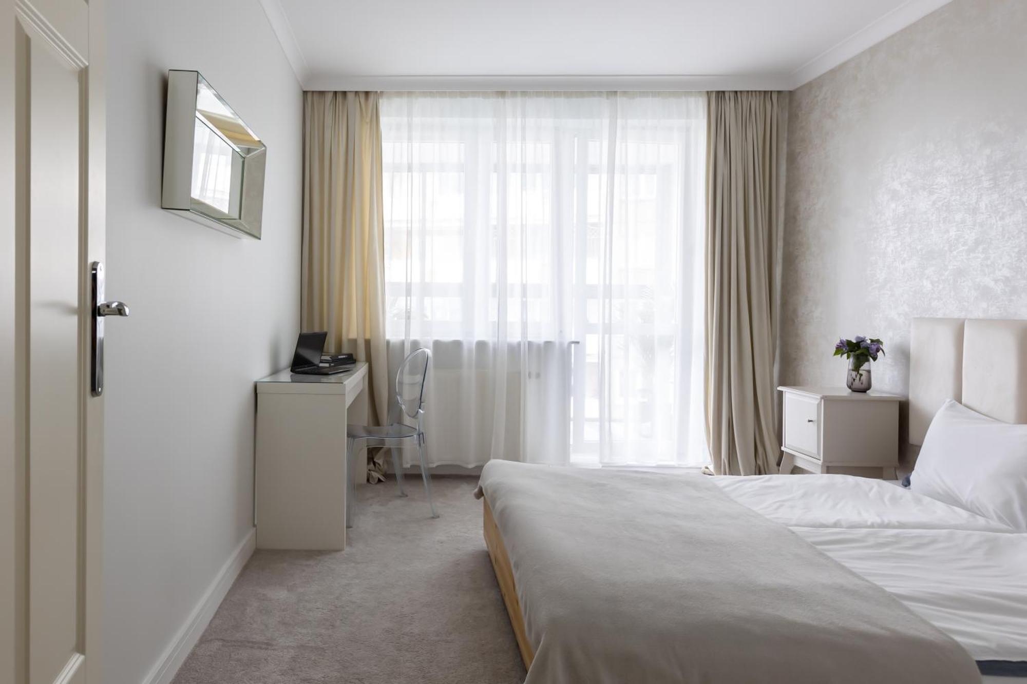 Apartament,Nowe Miasto 2Pokoje, 4Osoby, Parking, Loggia, Udogodnienia Dla Dzieci Poznan Exterior foto